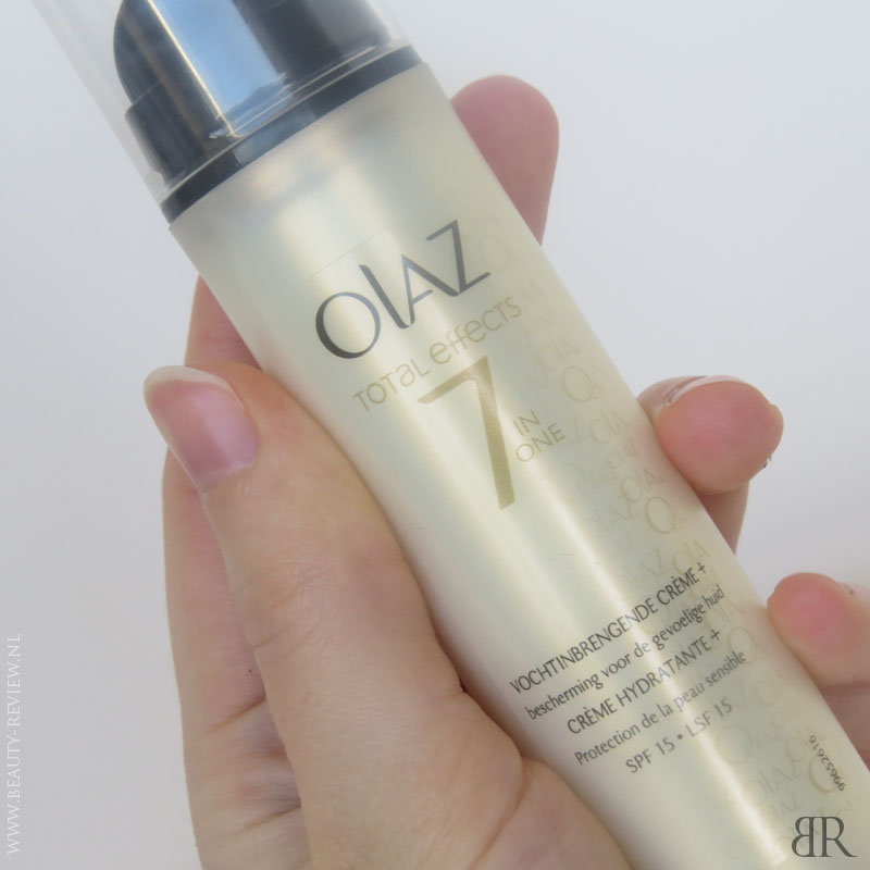 Doe herleven Specimen zak Review – Olaz Total Effects vochtinbrengende crème voor de gevoelige huid  met SPF 15 | Beauty-review.nl